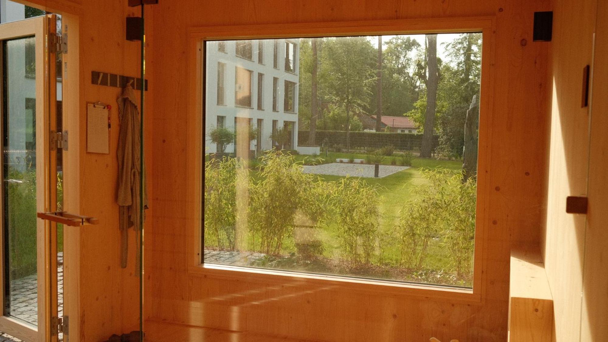 Bluestar Apartments Am Storkower See Inkl Badesteg Und Gartensauna 施托尔科 外观 照片